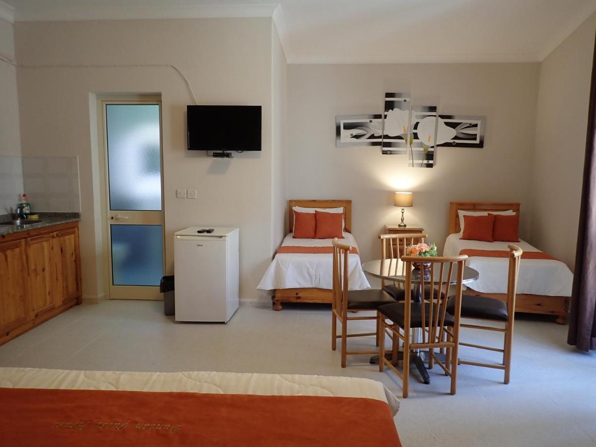 Duncan Guesthouse Marsaxlokk Eksteriør billede
